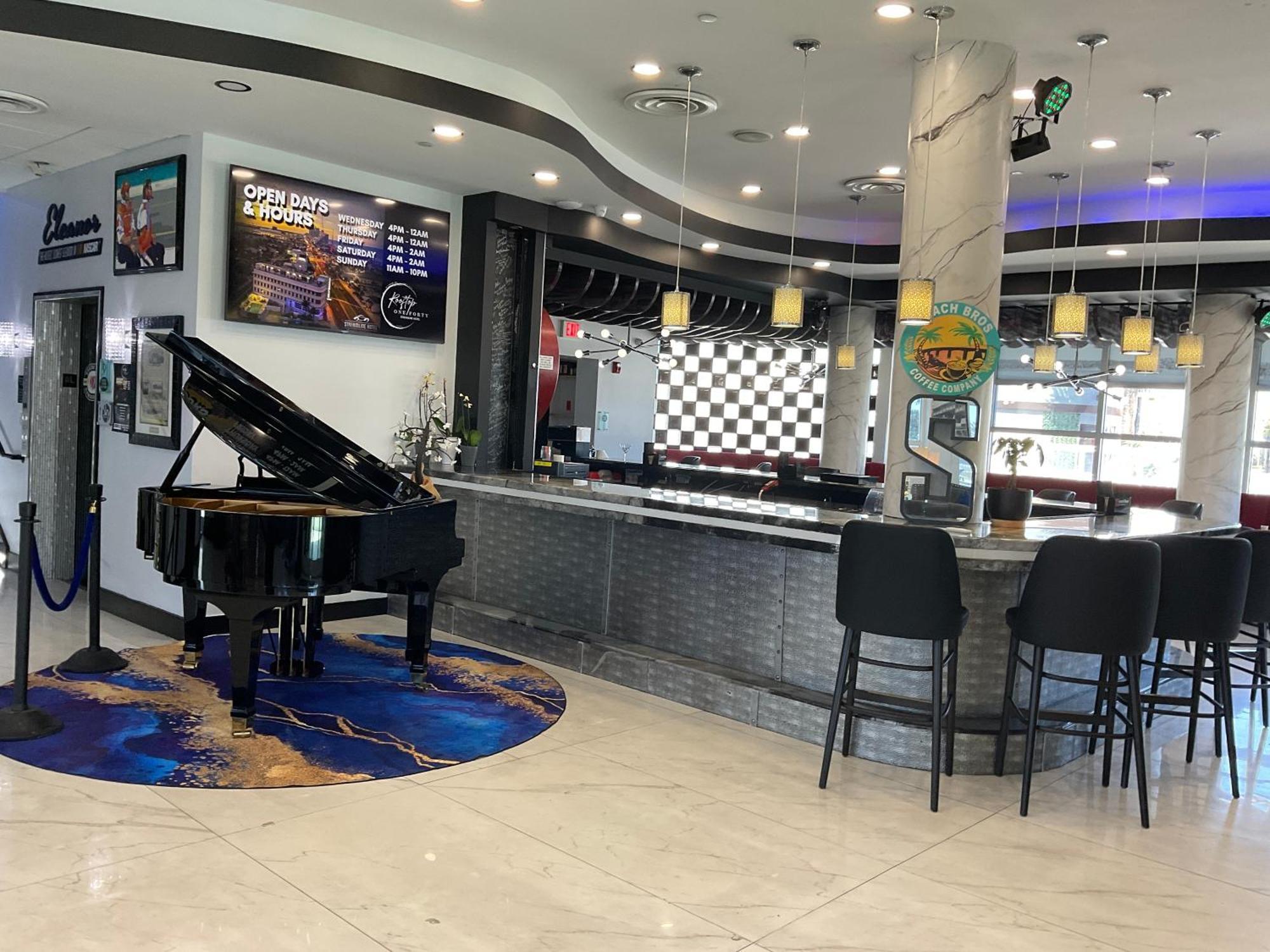 The Streamline Hotel - Daytona Beach Bagian luar foto